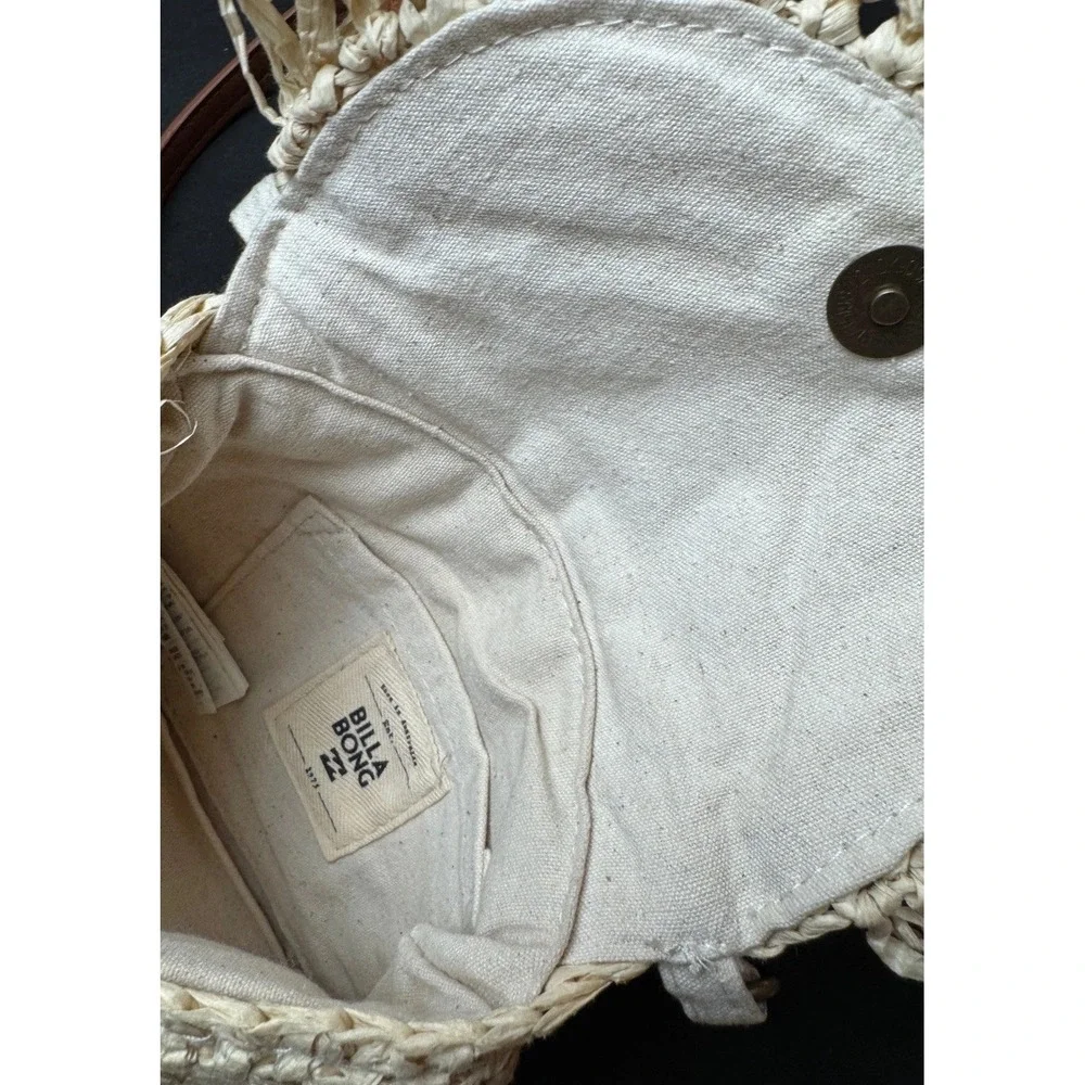 Billabong Woven Straw handBag Cream Beige Fringe Boho Summer Beach Purse